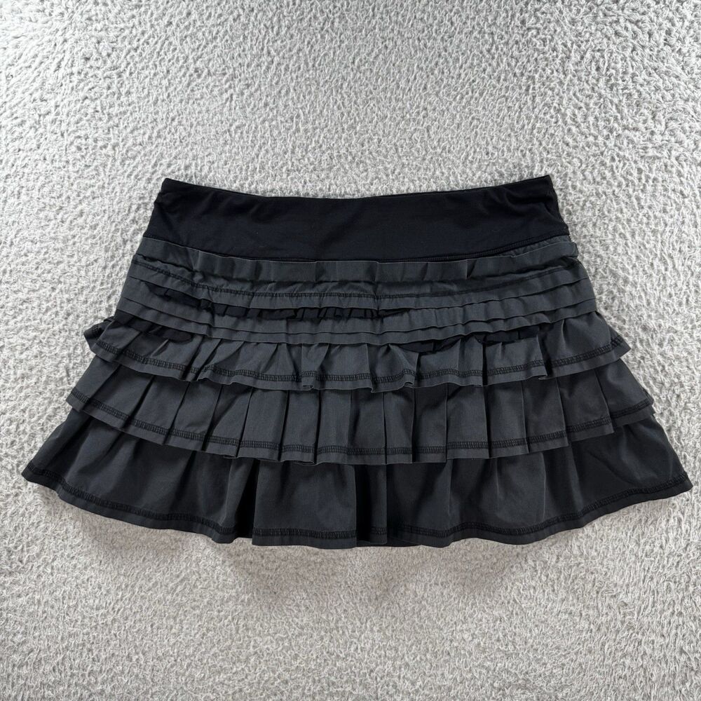 Lululemon Run: BACK ON TRACK BLACK Ruffle Skirt Size 6